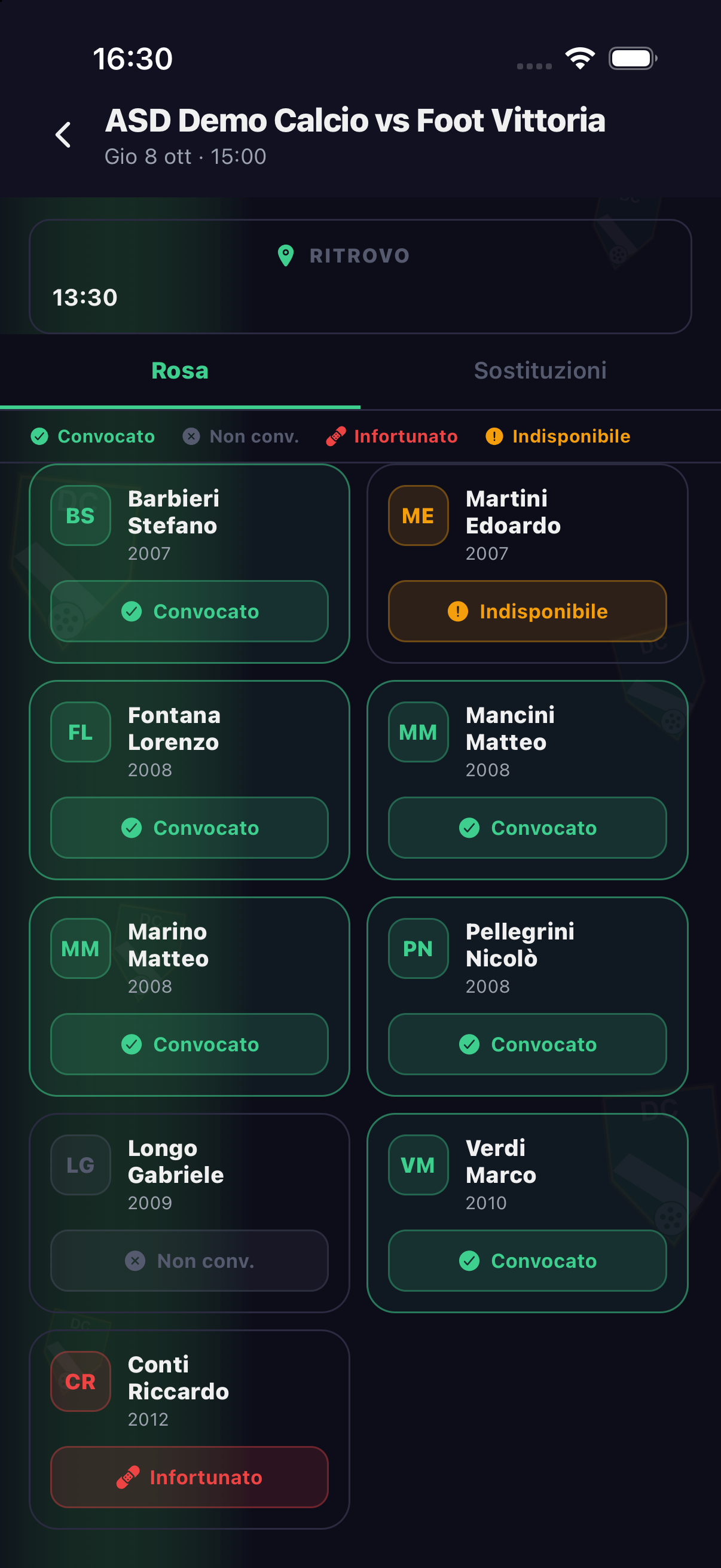 Convocazione partita in app mobile con stato di ogni giocatore